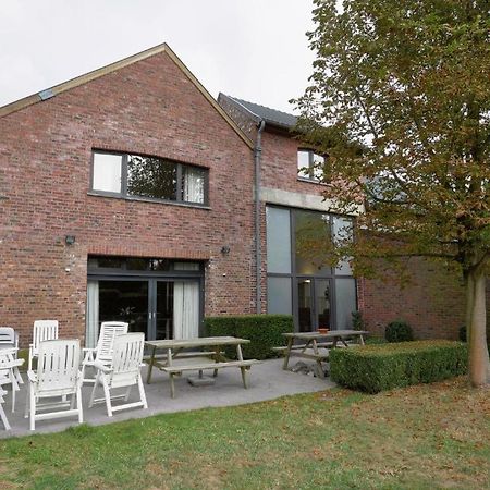 Hotel Het Bloesemklooster Relais Sint-Truiden Esterno foto